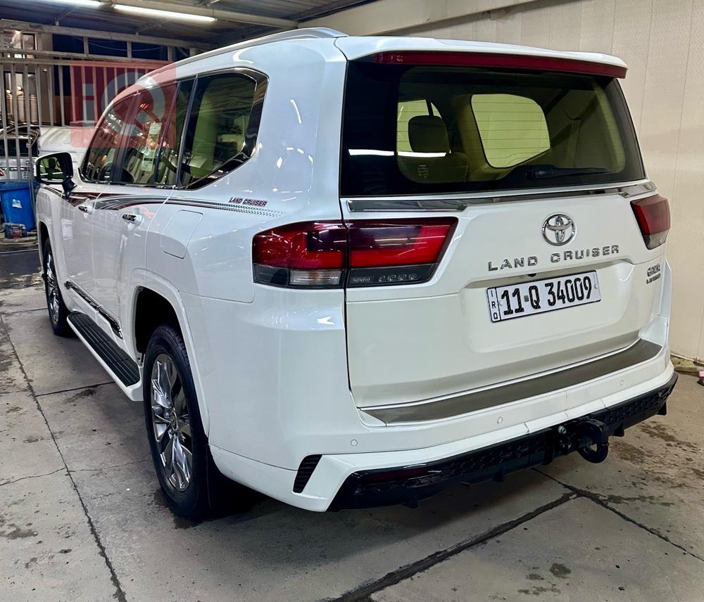 تويوتا لاندكروزر